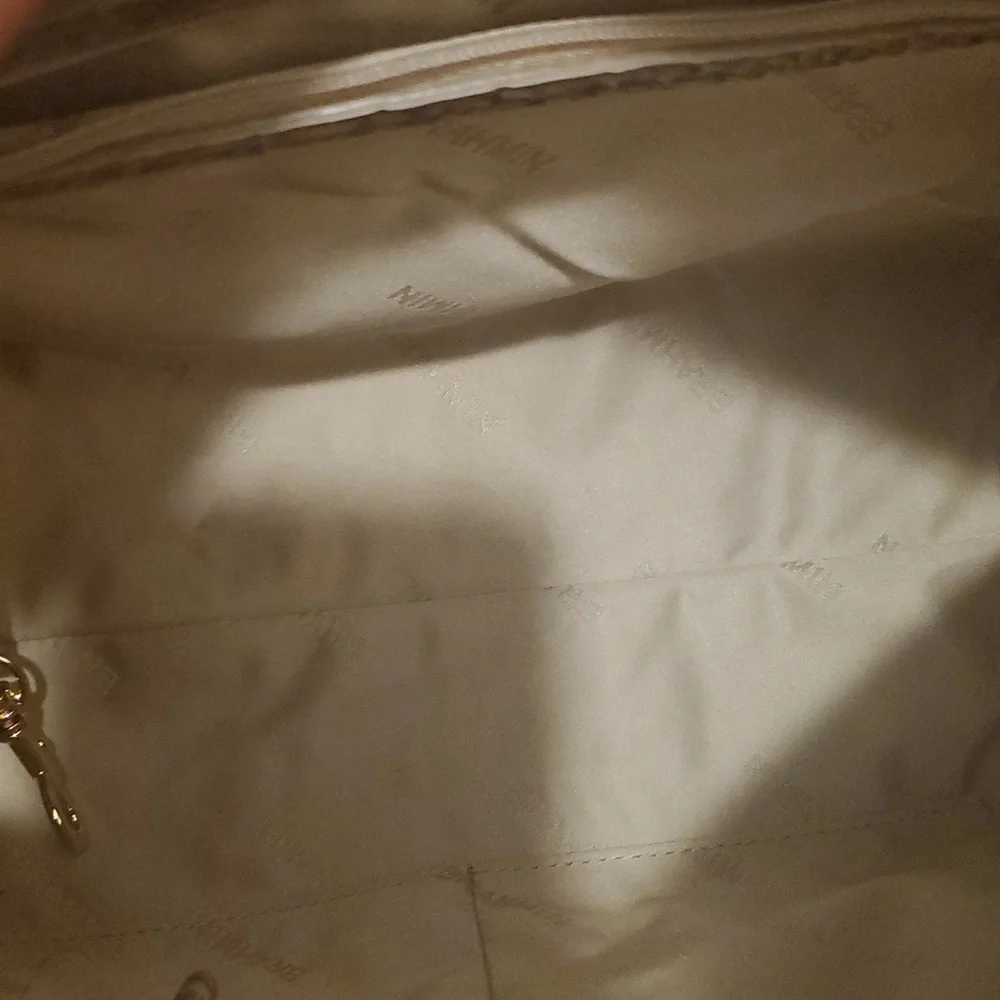Brahmin Stacy Silver Lining Melbourne.10w./7.5h. Tan/ Cream - Picture 5 of 6